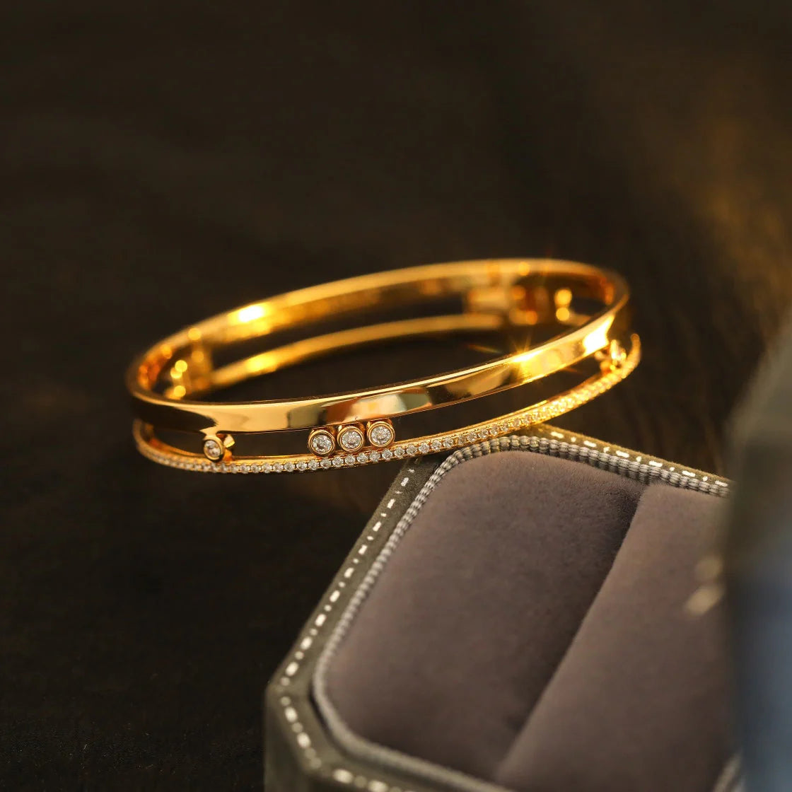 [ORA]Move Romane Diamond Bangle Bracelet