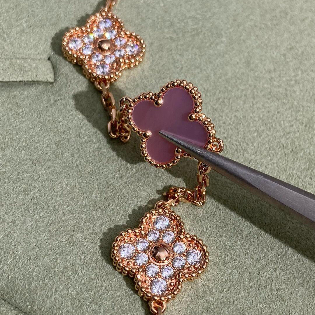 [ORA]CLOVER 10 MOTIFS DIAMOND PINK MOP NECKLACE