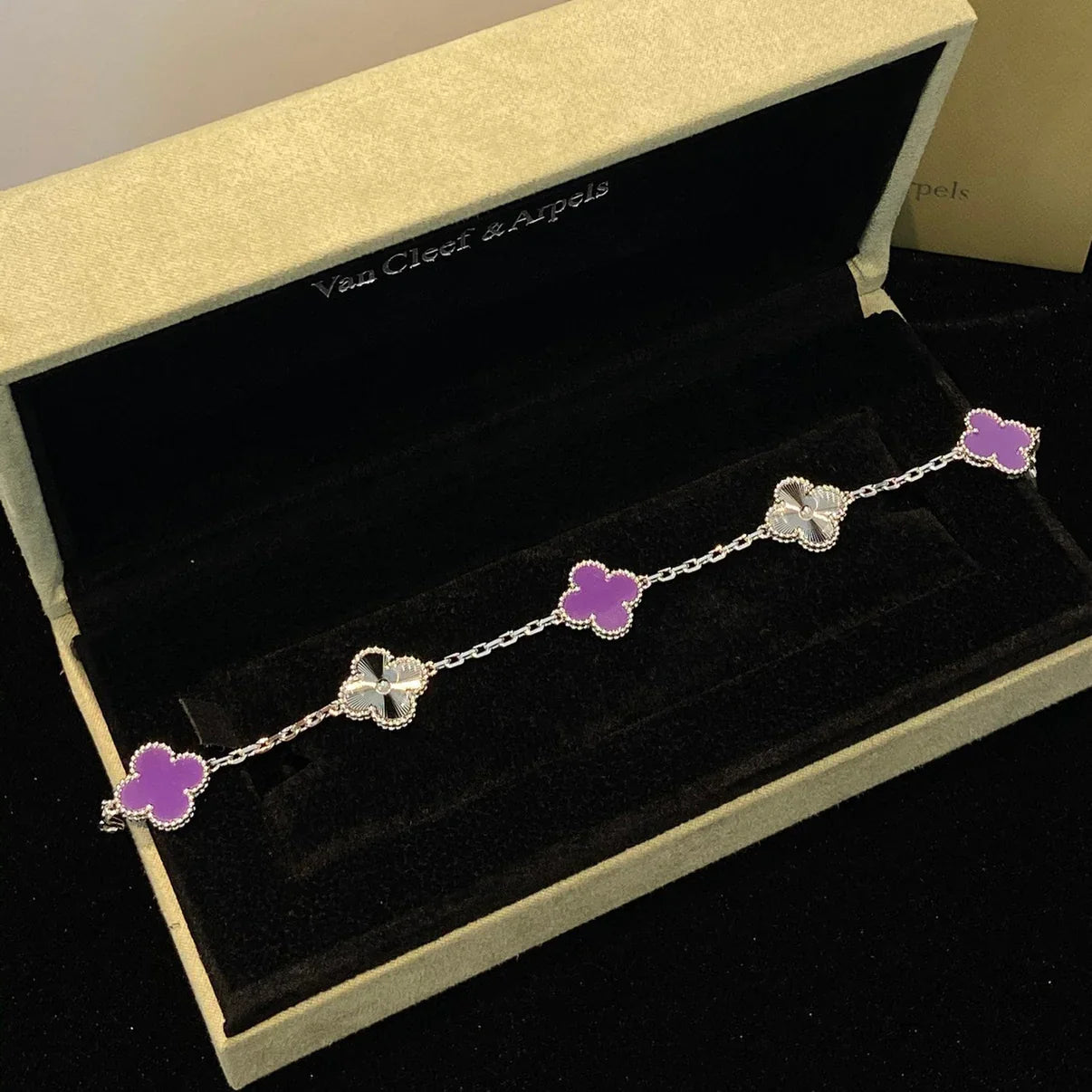[ORA] CLOVER 5 MOTIF VIOLET BRACELET COLLECTION