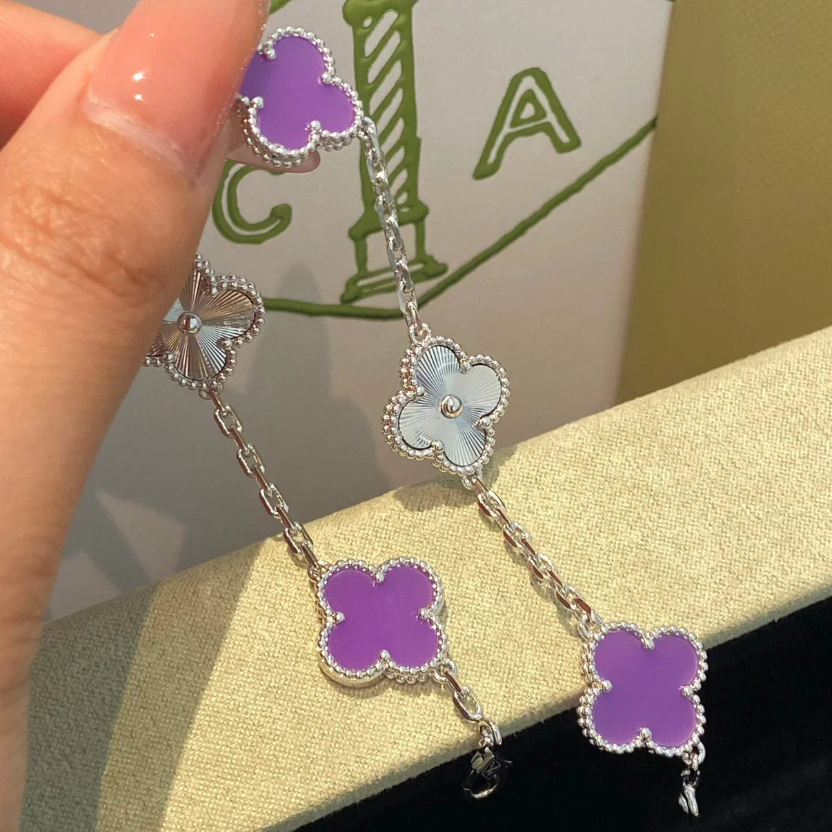 [ORA] CLOVER 5 MOTIF VIOLET BRACELET COLLECTION