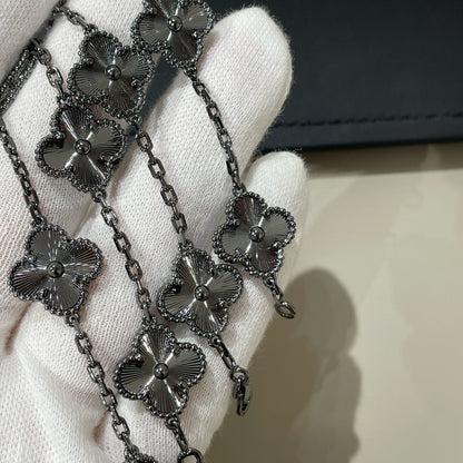[ORA]CLOVER 5 MOTIF BLACK BRACELET