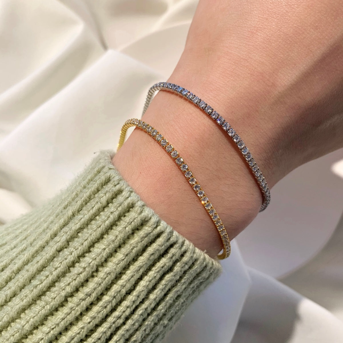 [ORA ]Radiant Shinning Princess Cut Tennis Bracelet