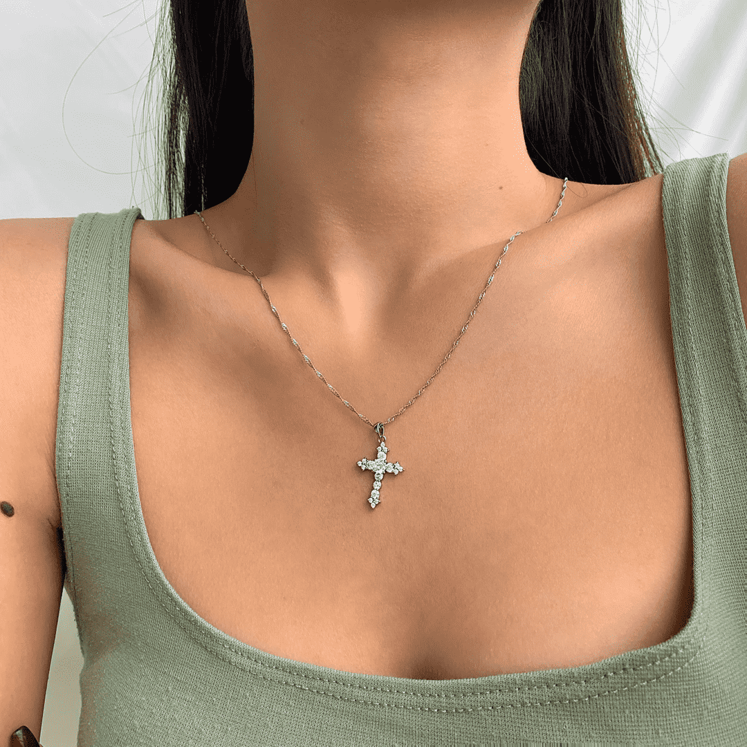 [ORA ]Delicate Cross Shape Necklace