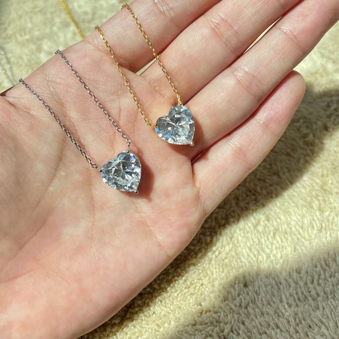 [ORA ]6.0 carat Radiant Heart Shape Necklace