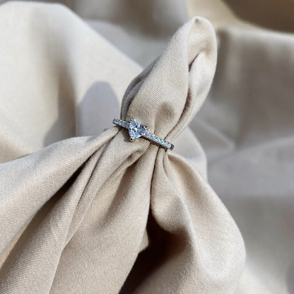 [ORA ]0.5 Carat CaratEternity Charming Heart Shape Lover Ring