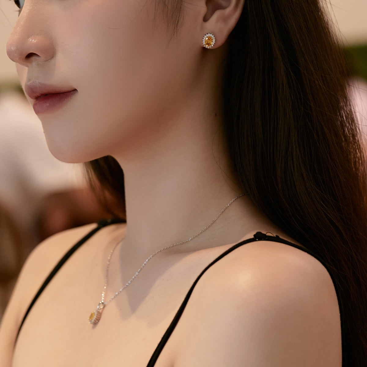 [ORA ]Delicate Radiant Oval Cut Daily Earrings
