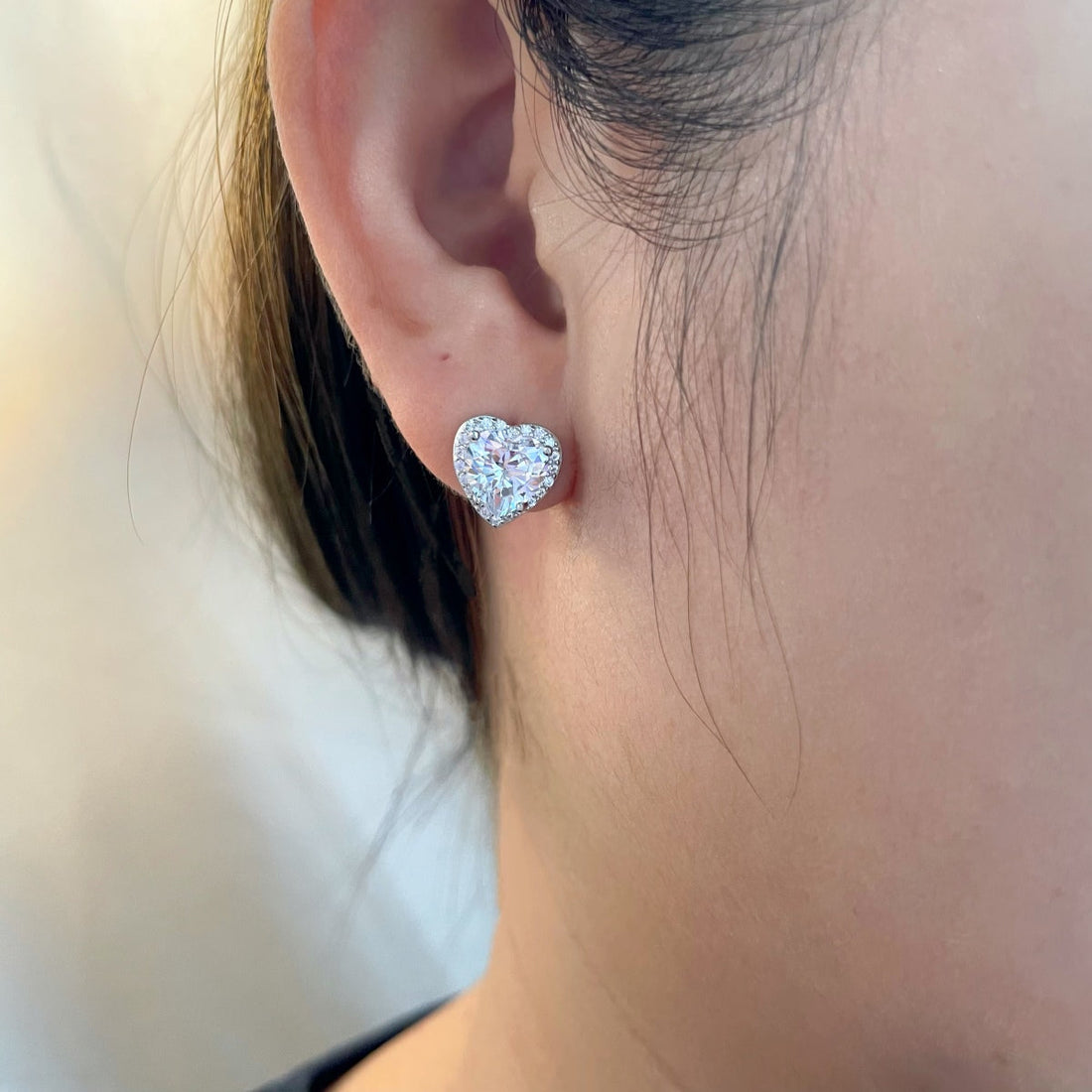[ORA]Sparkling Heart Shape Lover Earrings