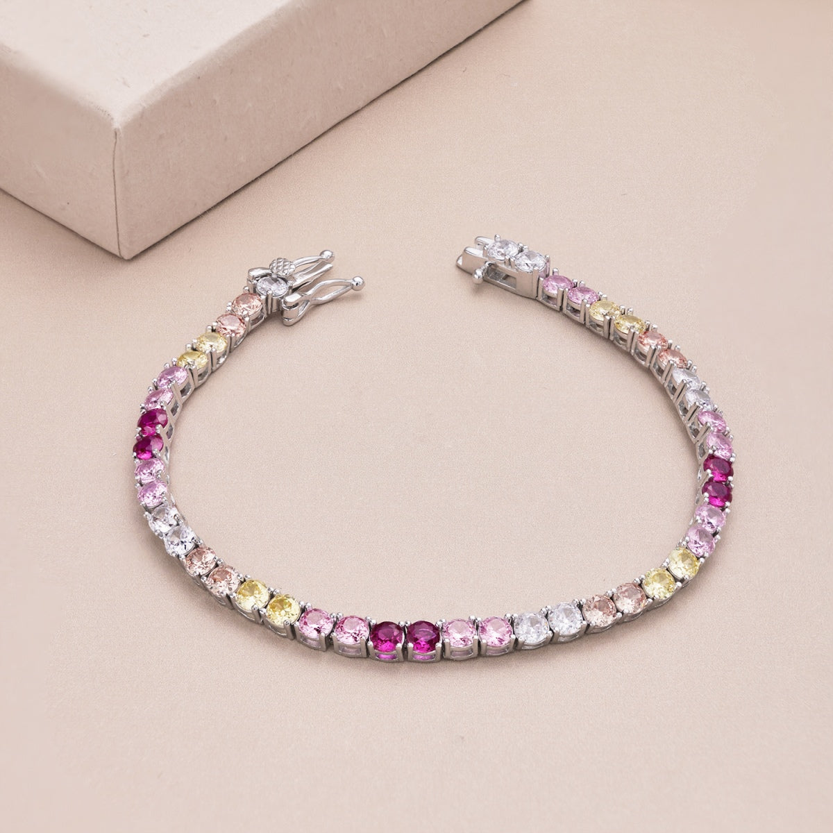 [ORA ]Radiant Colorful Round Cut Tennis Bracelet