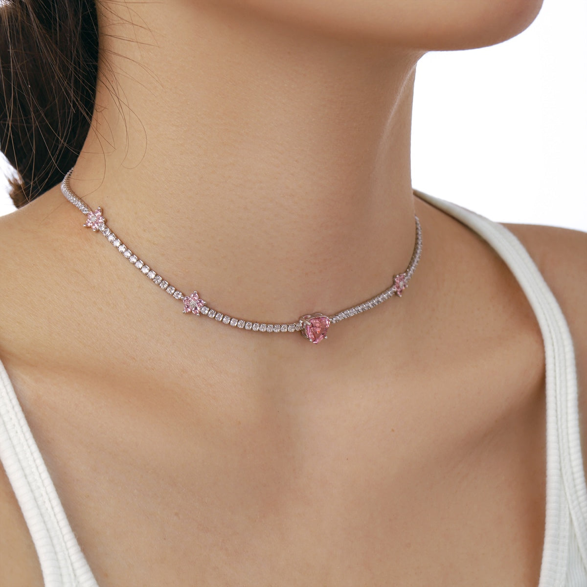[ORA ]Dazzling Pink Heart Flower Necklace