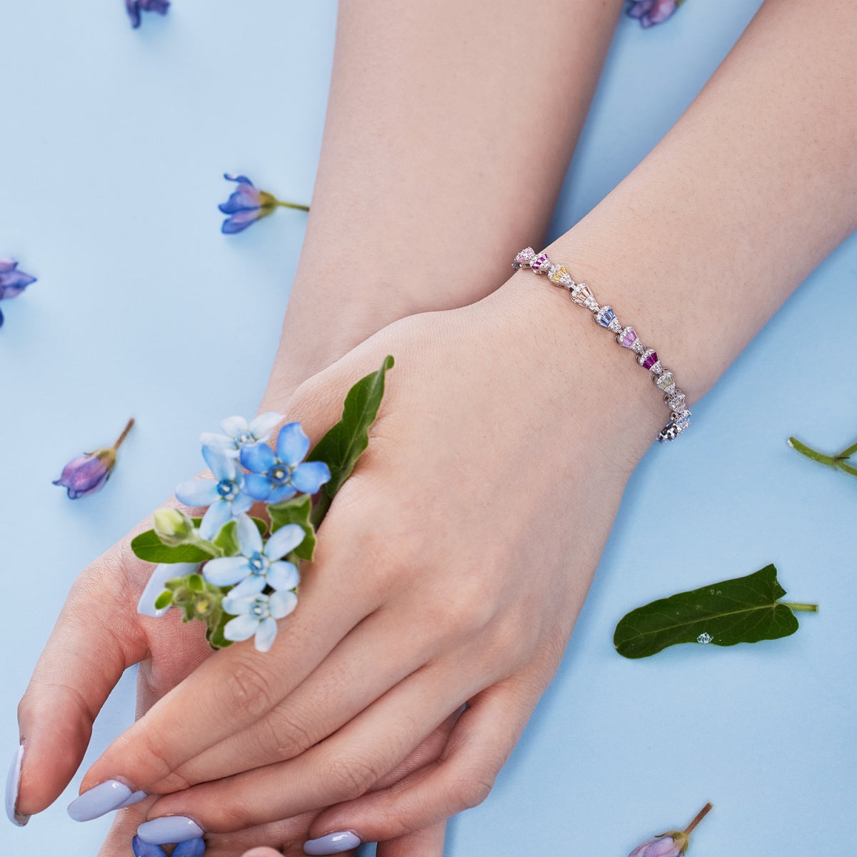 [ORA ]Radiant Water Drop Shape Daily Bracelet