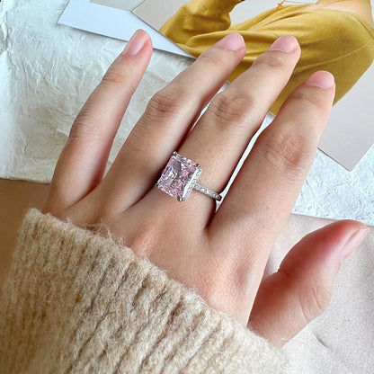 [ORA ]4.0 Carat Luxurious Engagement Ring