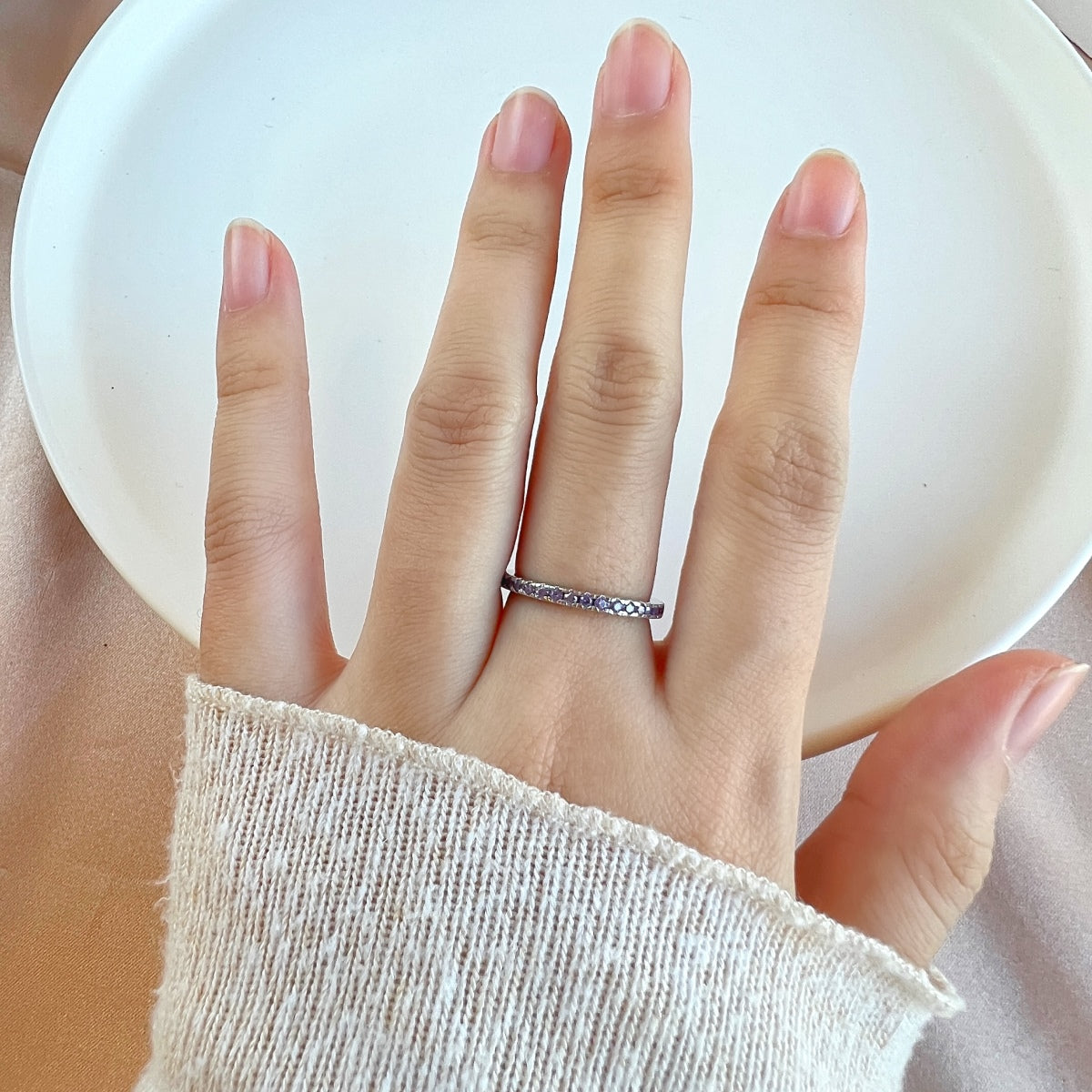[ORA ]Delicate Sparkling Round Cut Daily Ring