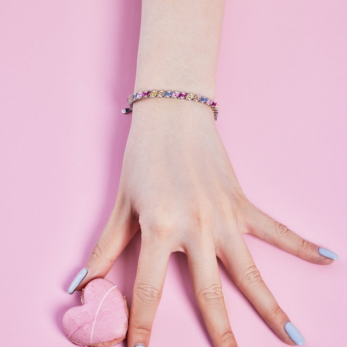 [ORA ]Ornate Sparkling Multi Cut Party Bracelet