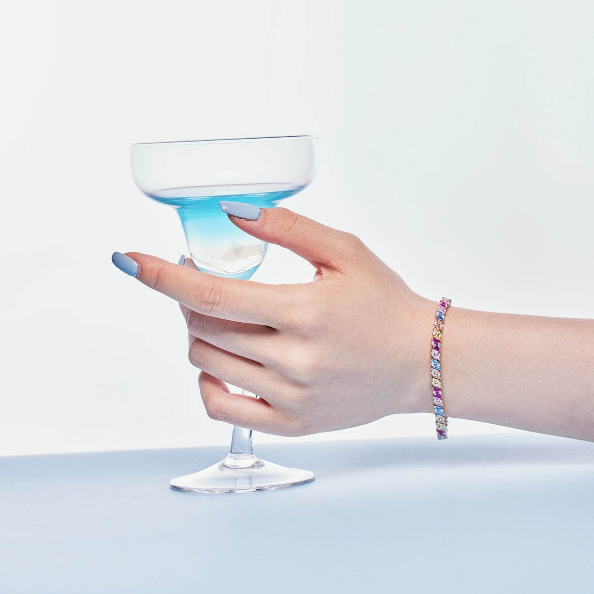 [ORA ]Ornate Sparkling Multi Cut Party Bracelet