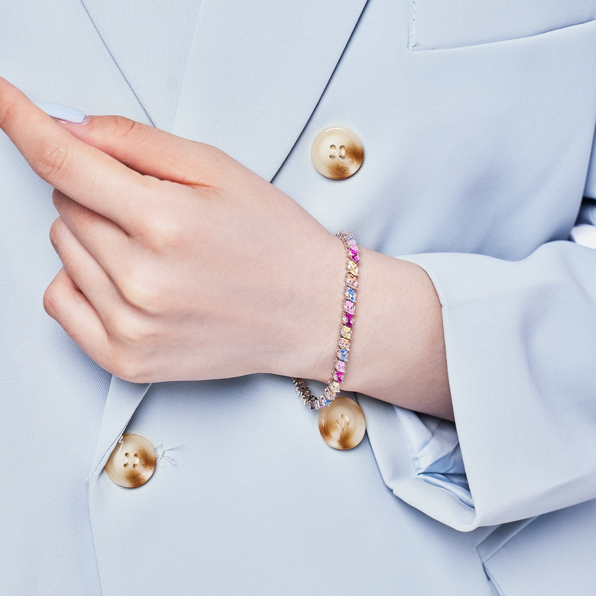 [ORA ]Ornate Sparkling Multi Cut Party Bracelet