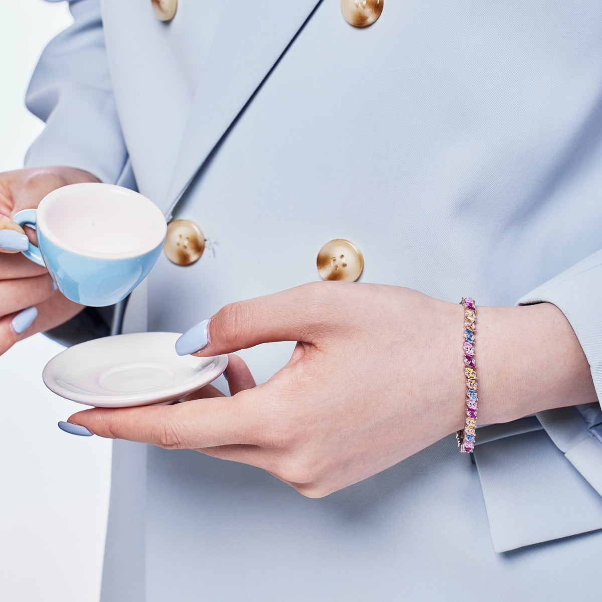[ORA ]Ornate Sparkling Multi Cut Party Bracelet