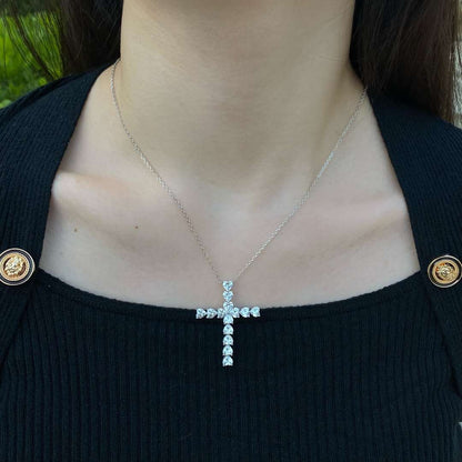[ORA ]Radiant Cross Shape Necklace