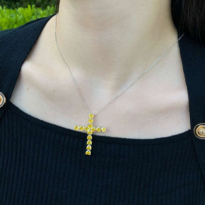 [ORA ]Radiant Cross Shape Necklace