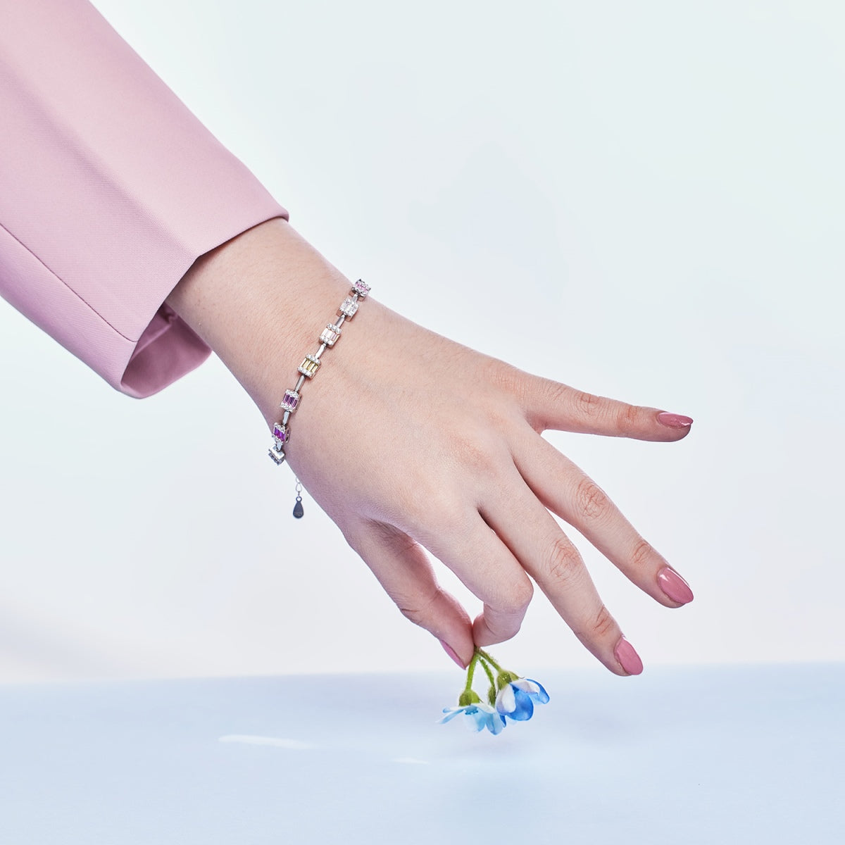 [ORA ]Dainty Charming Emerald Cut Daily Bracelet