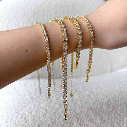 [ORA ]Sparkling Radiant Princess Cut Tennis Bracelet