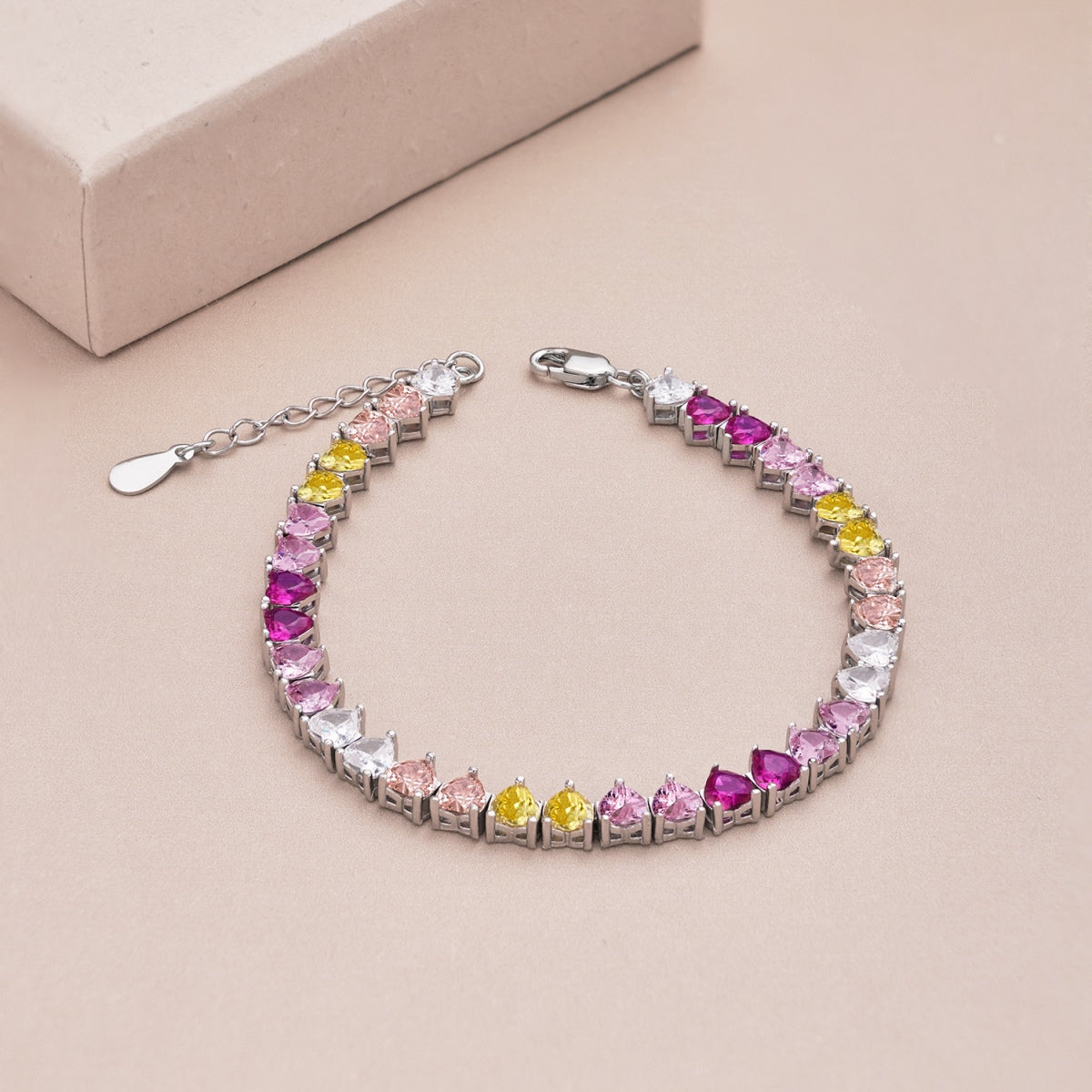 [ORA ]Luxurious Colorful Romantic Heart Shape Lover Bracelet