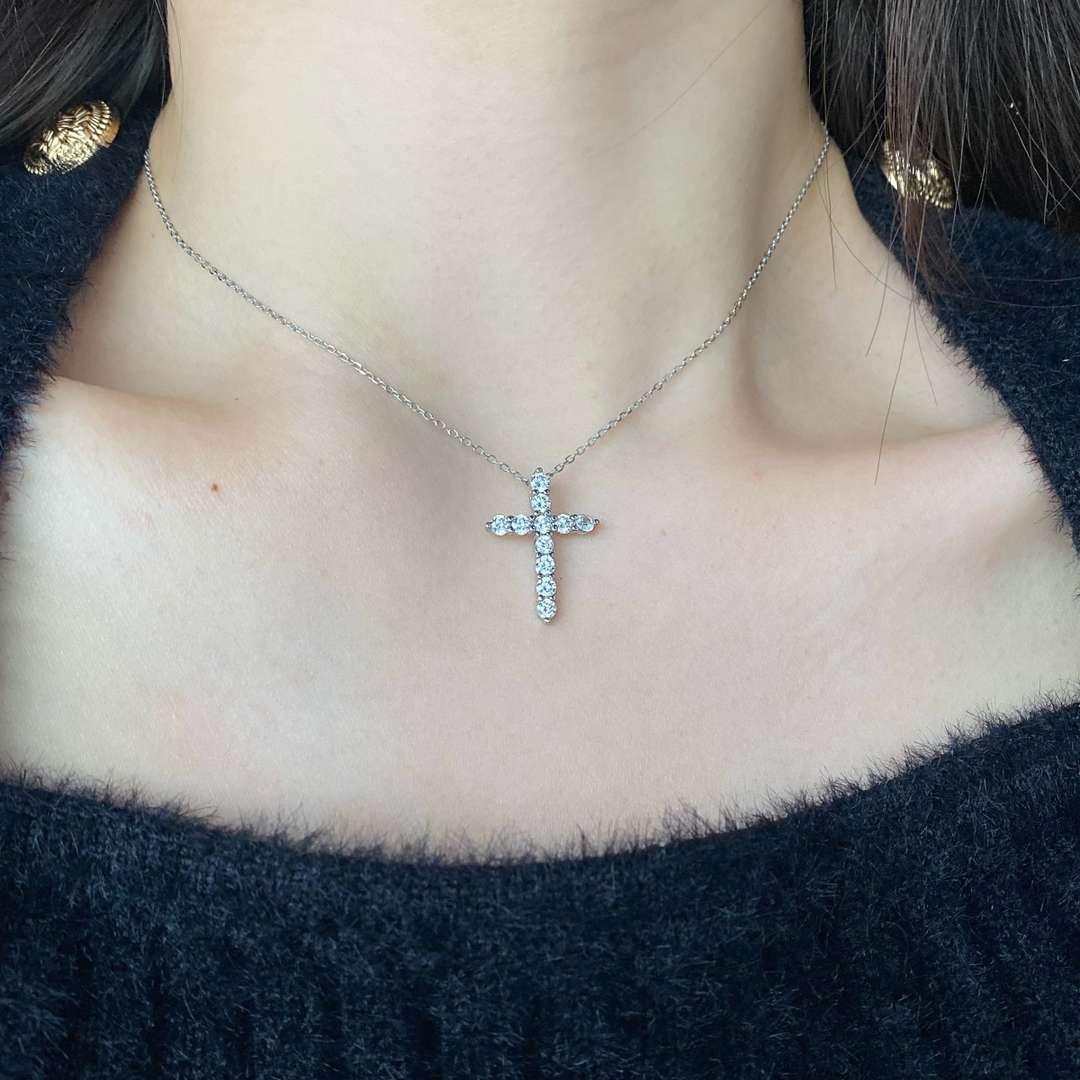 [ORA ]Unique Cross Shape Necklace