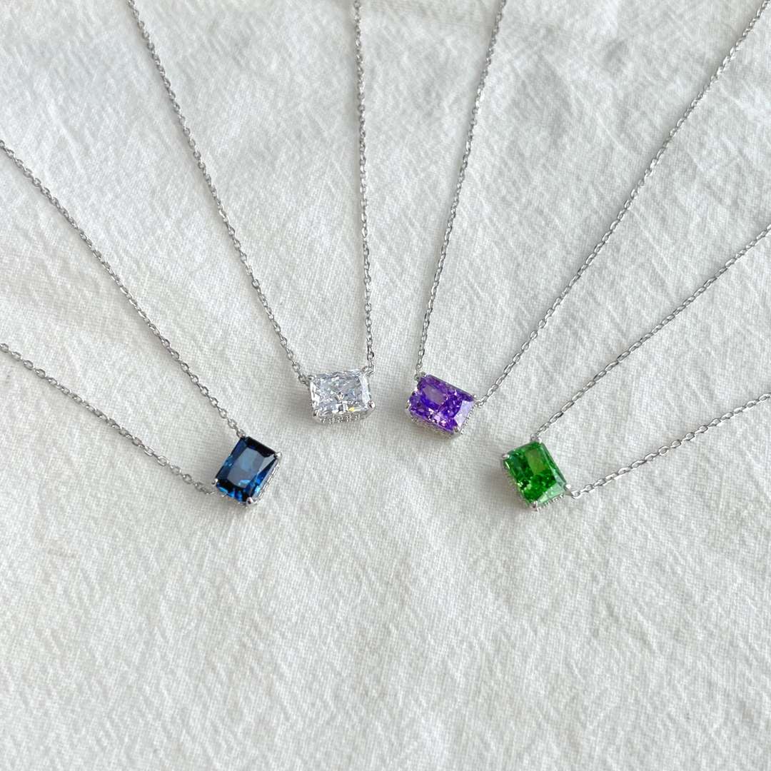 [ORA]Luxurious Square Shape Colorful Necalack