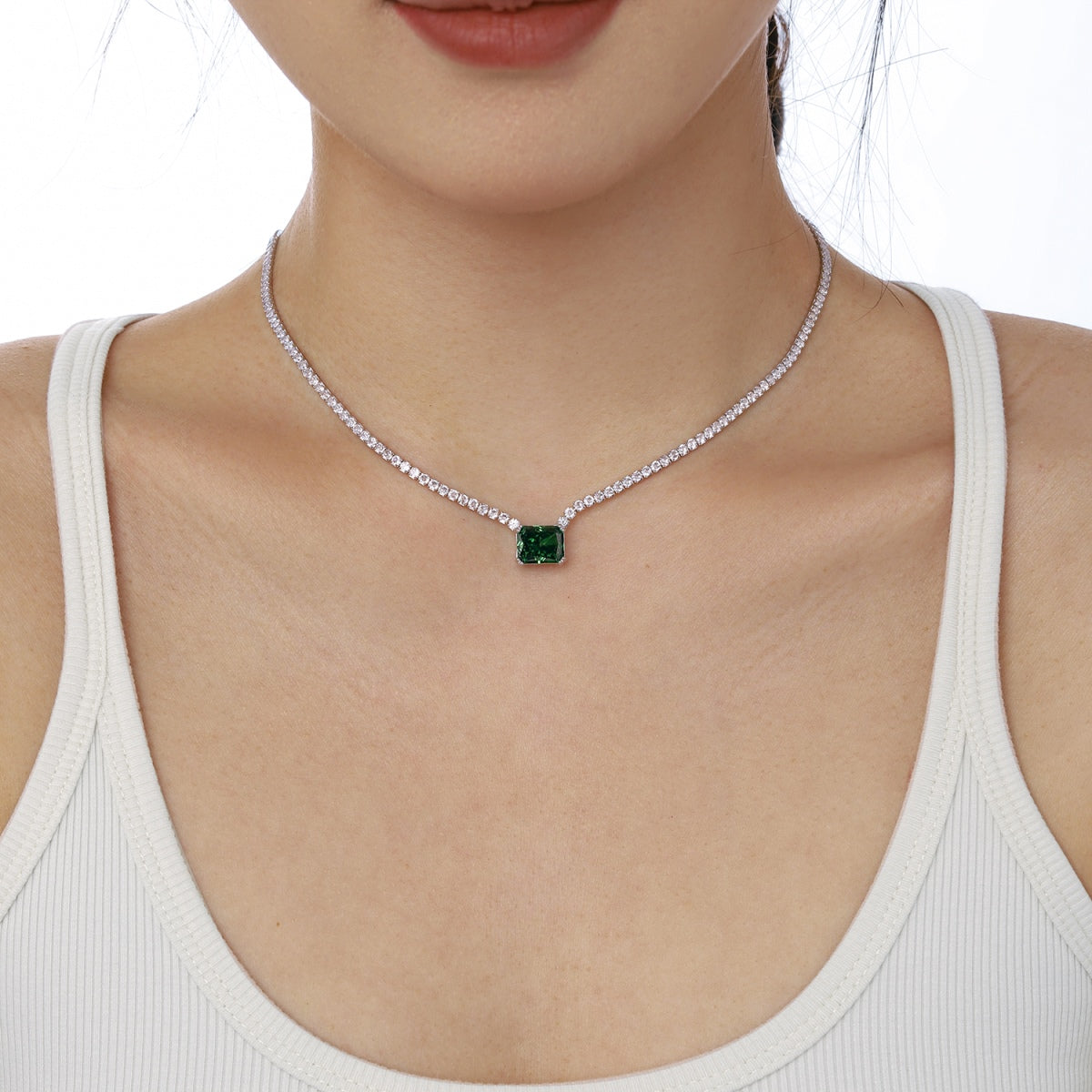 [ORA ]4.0 Carat Elegant Radiant Cut Necklace