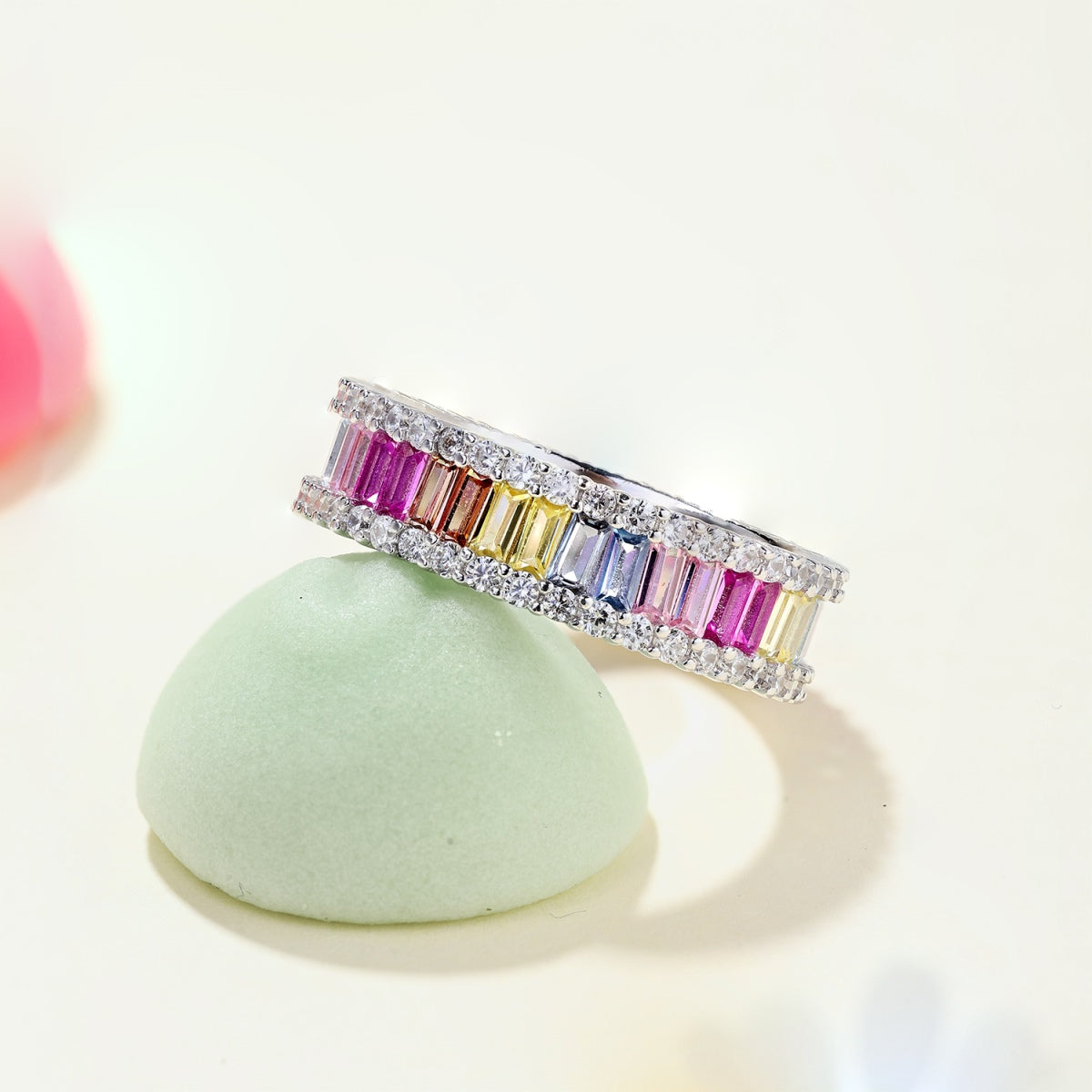 [ORA ]Dainty Kaleidoscopic Emerald Cut Daily Ring