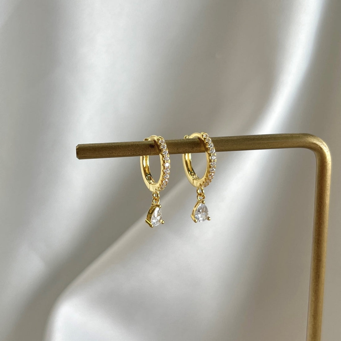 [ORA]Luxurious Geometric Drop Earrings