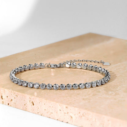 [ORA ]Ornate  Sparkling Round Cut Daily Bracelet