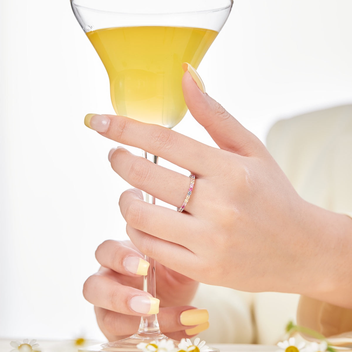 [ORA ]Elegant Vivid Round Cut Daily Ring