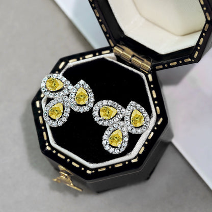 [ORA ]Ornate Flower Shape Pear Cut Lover Earrings