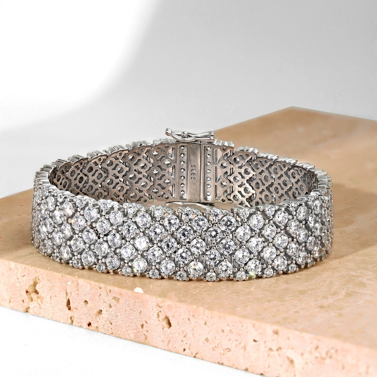 [ORA ]Ornate Elegant Round Cut Party Bracelet