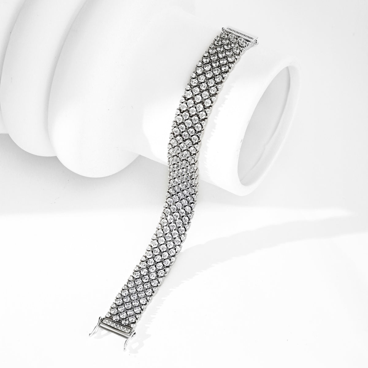 [ORA ]Ornate Elegant Round Cut Party Bracelet