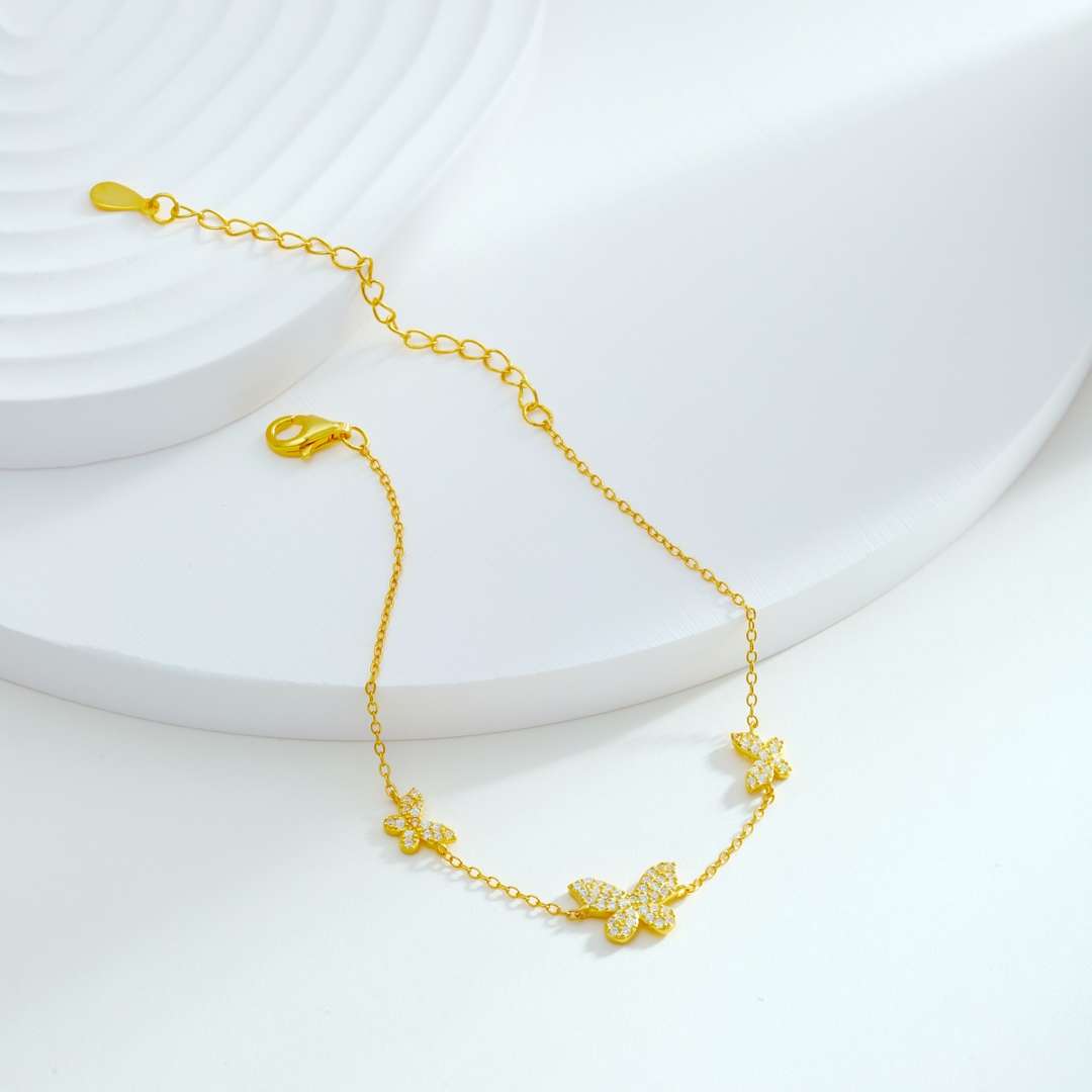 [ORA ]Delicate Butterfly Pendant Bracelet