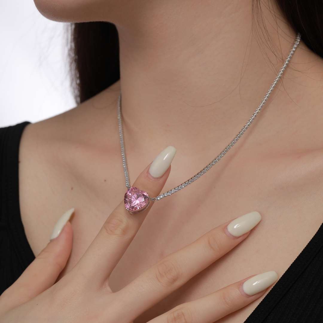 [ORA]8.0 Carat Versatile Colorful Sweet Heart-Shaped Tennis Necklace