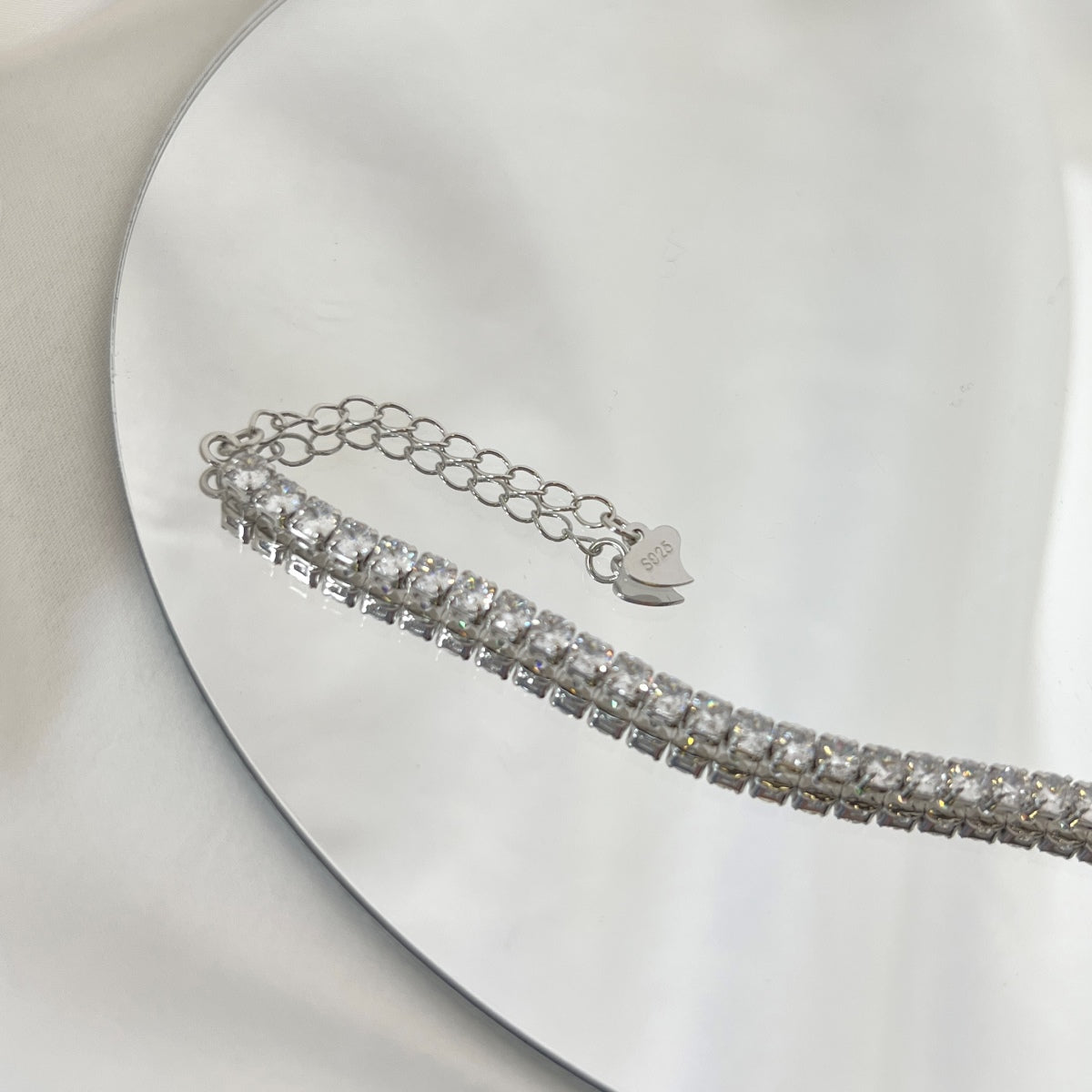 [ORA ]Sparkling Round Cut Daily Bracelet