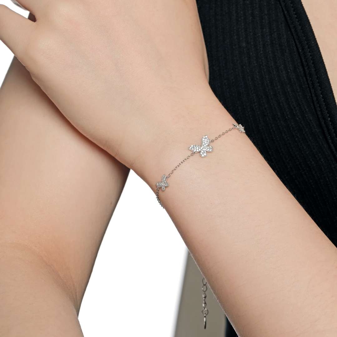 [ORA ]Delicate Butterfly Pendant Bracelet