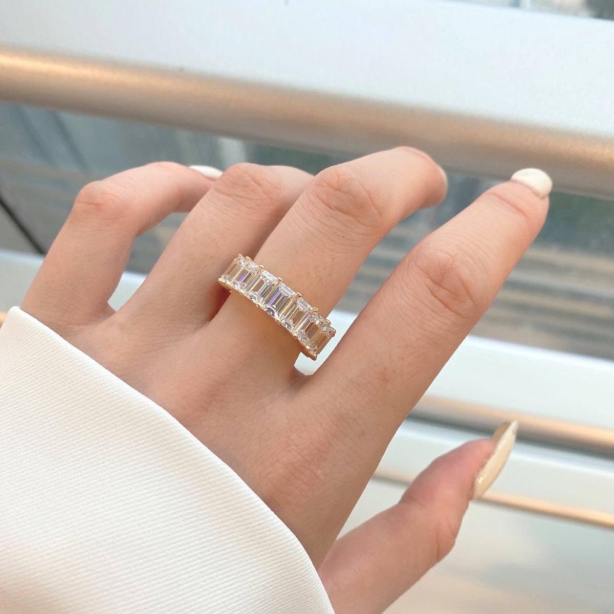 [ORA ]0.75 Carat Elegant Emerald Cut Tennis Ring