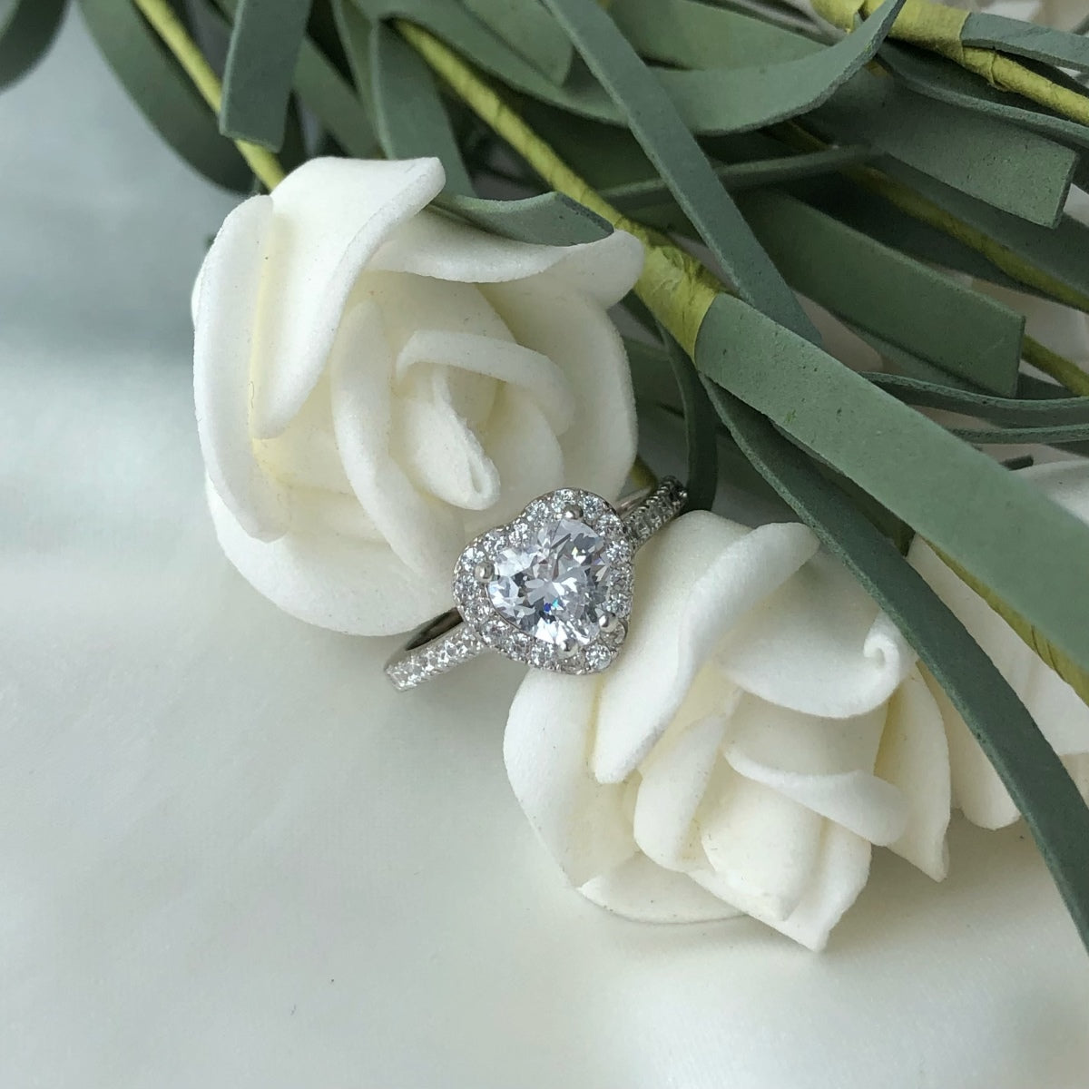 [ORA ]Eternity Splashy Romantic Heart Shape Lover Ring