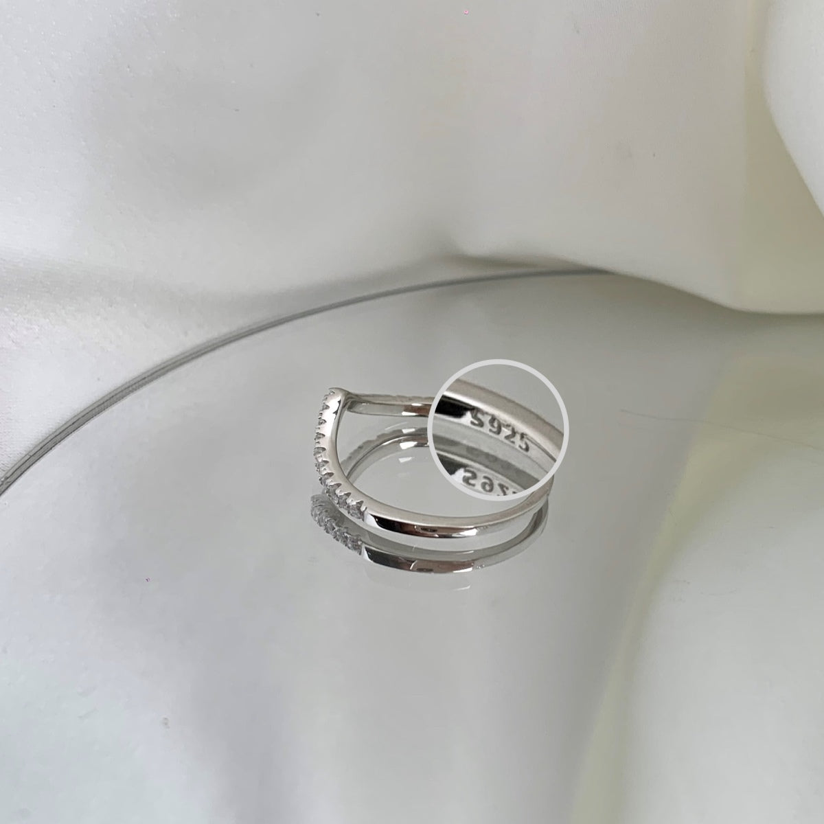 [ORA ]Elaborate Tennis Band Ring