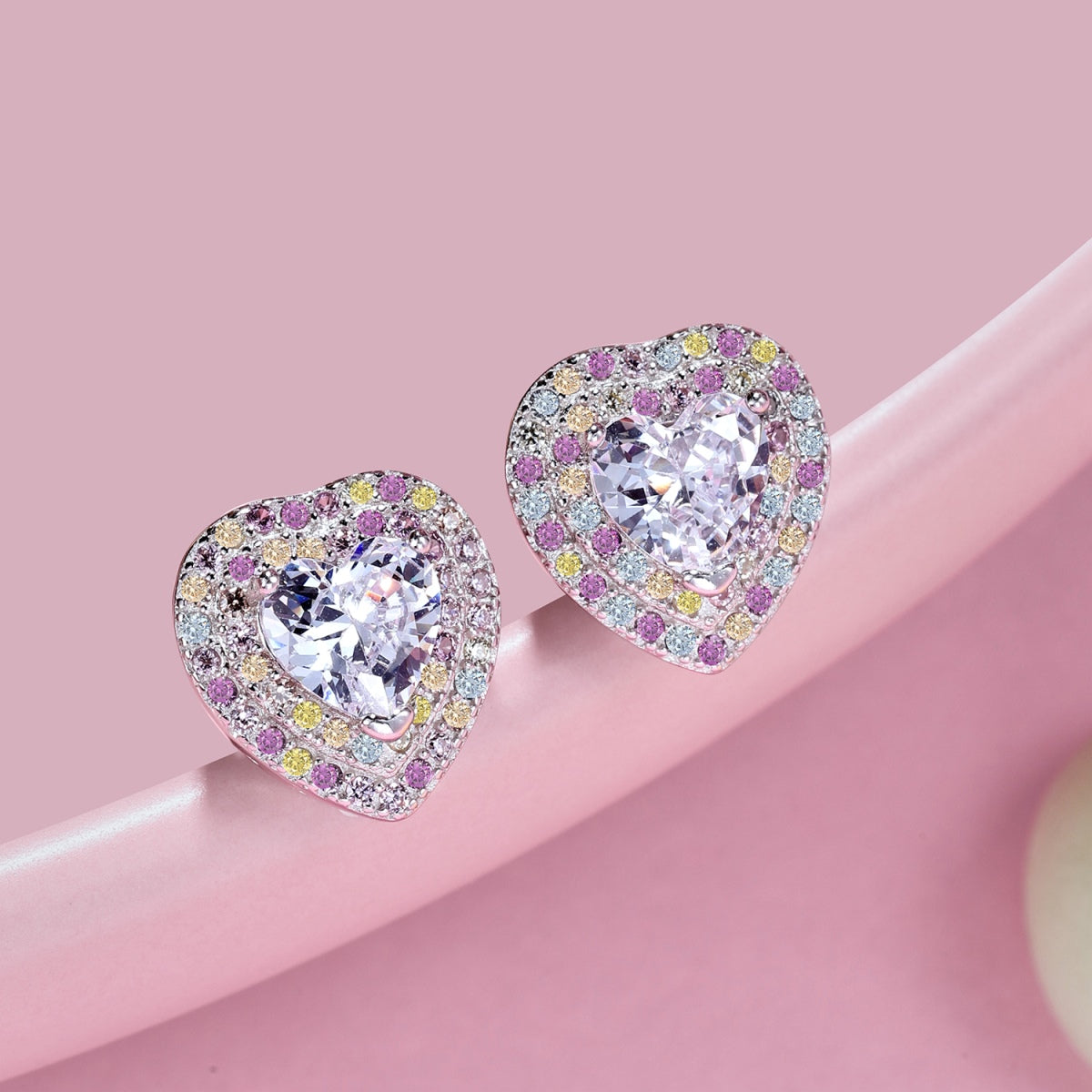 [ORA ]Dazzling Heart Shape Lover Earrings