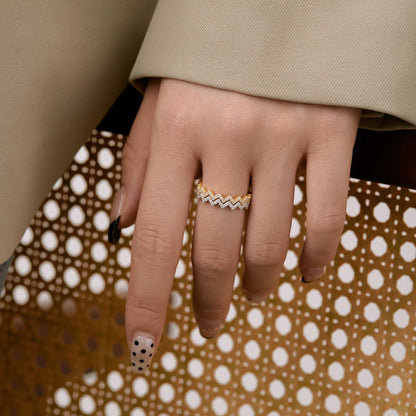 [ORA ]Delicate Enchanting Wave Shape Daily Ring