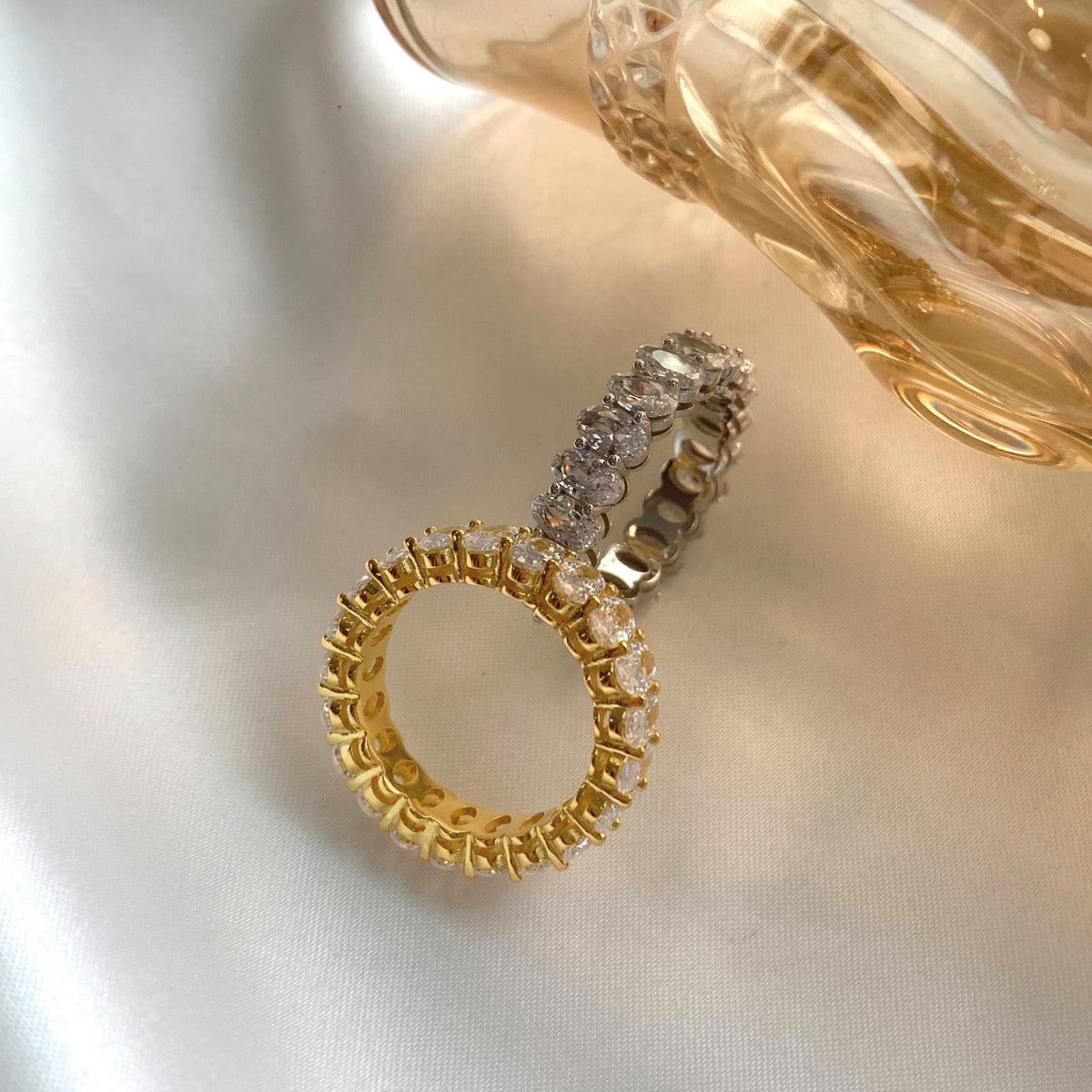 [ORA ]Ornate Oval Cut Tennis Ring