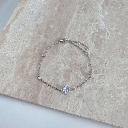 [ORA ]Dazzling Round Cut Shape Bracelet