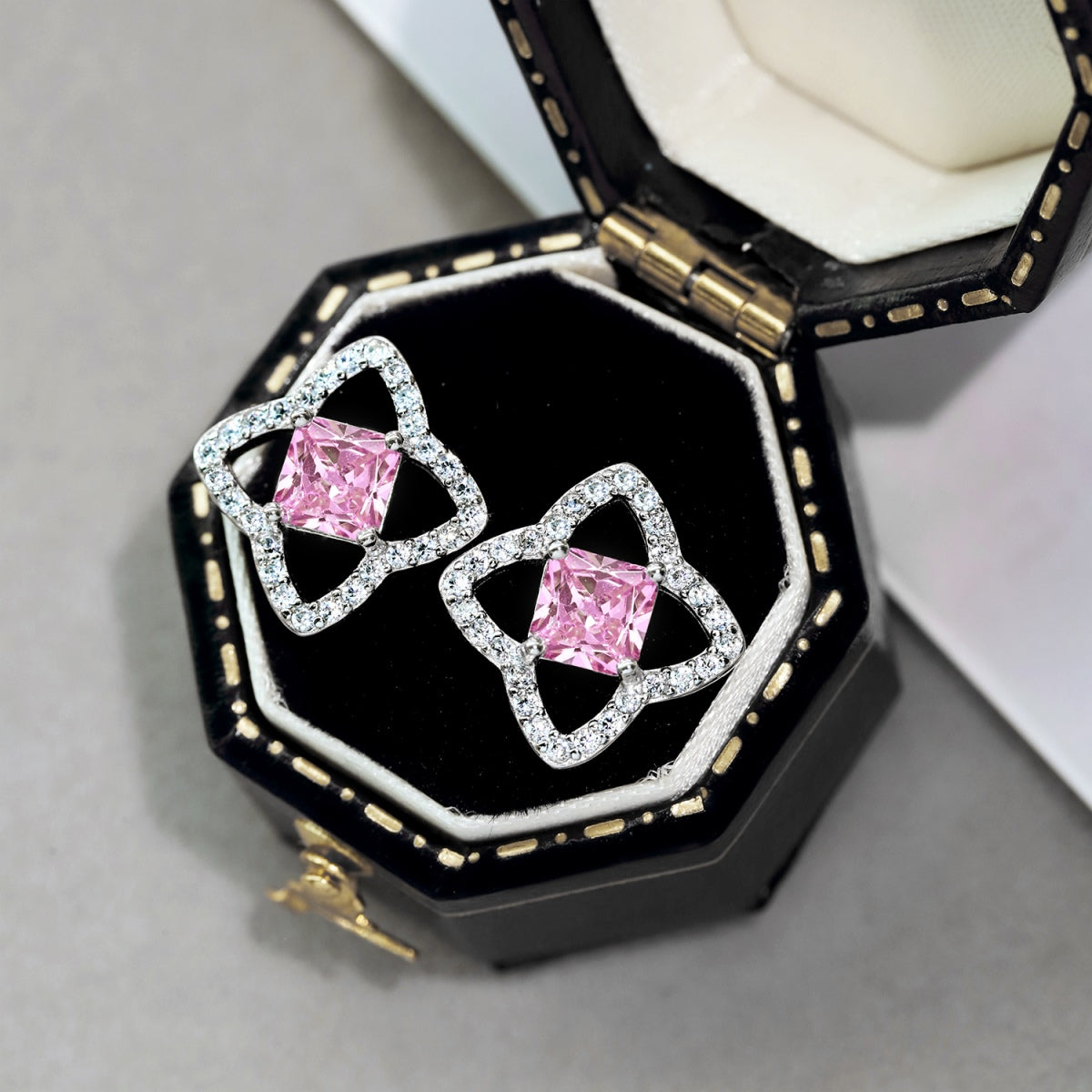 [ORA ]Elegant Star Shape Princess Cut Daily Earrings