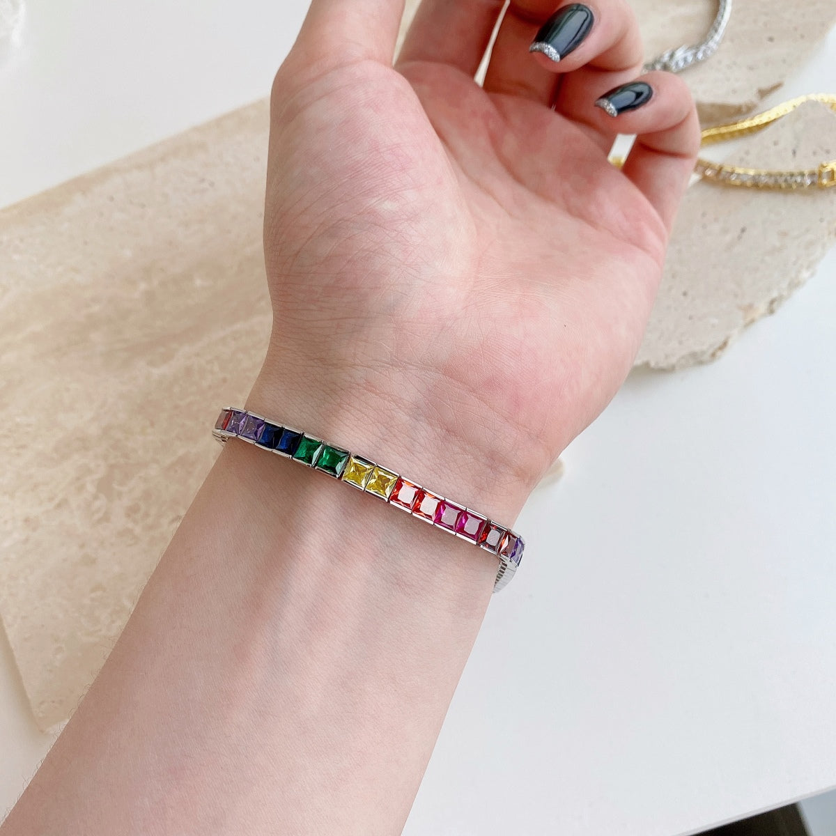 [ORA ]Radiant Colorful Princess Cut Tennis Bracelet