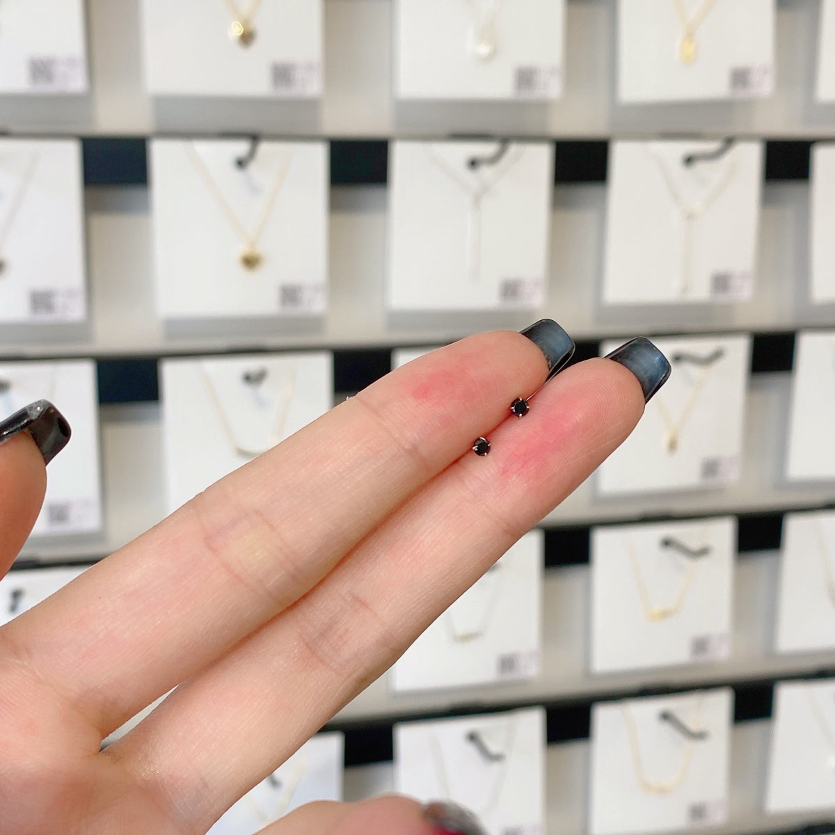 [ORA ]Delicate Solitaire Earrings