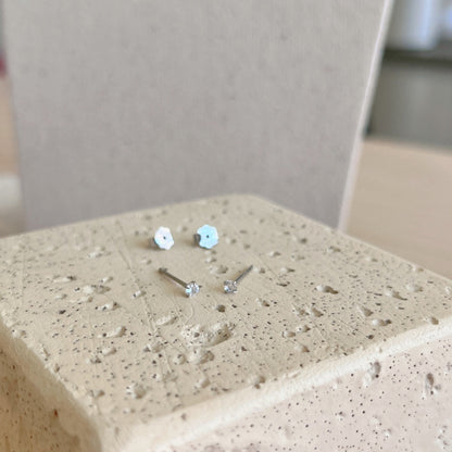 [ORA ]Delicate Solitaire Earrings